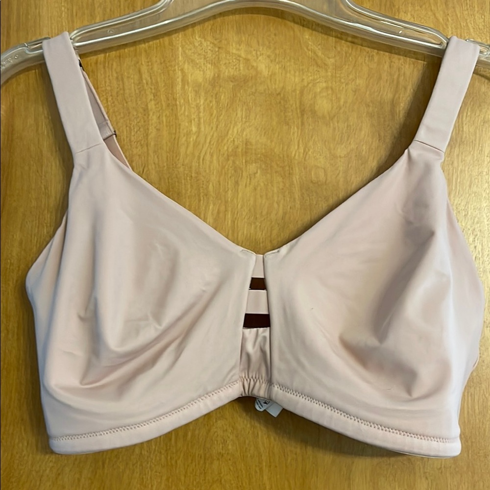 SPANX nude color, wireless minimizer bra size 36DD (36E)